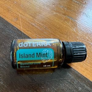 New, sealed, unexpired doTERRA island meant summertime blend 15 ML
